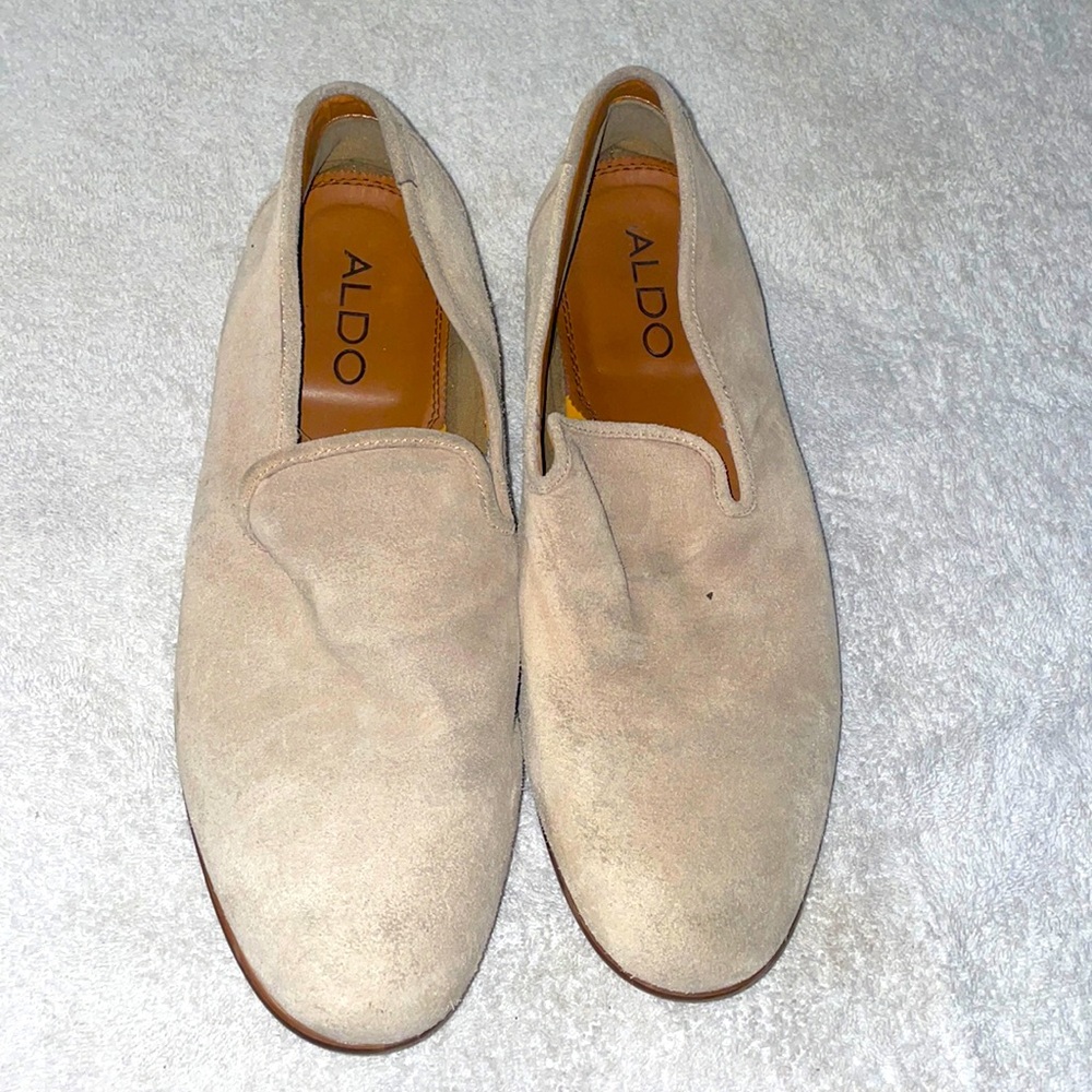 Aldo Size 9 Slightly Worn Tan Dress Shoes